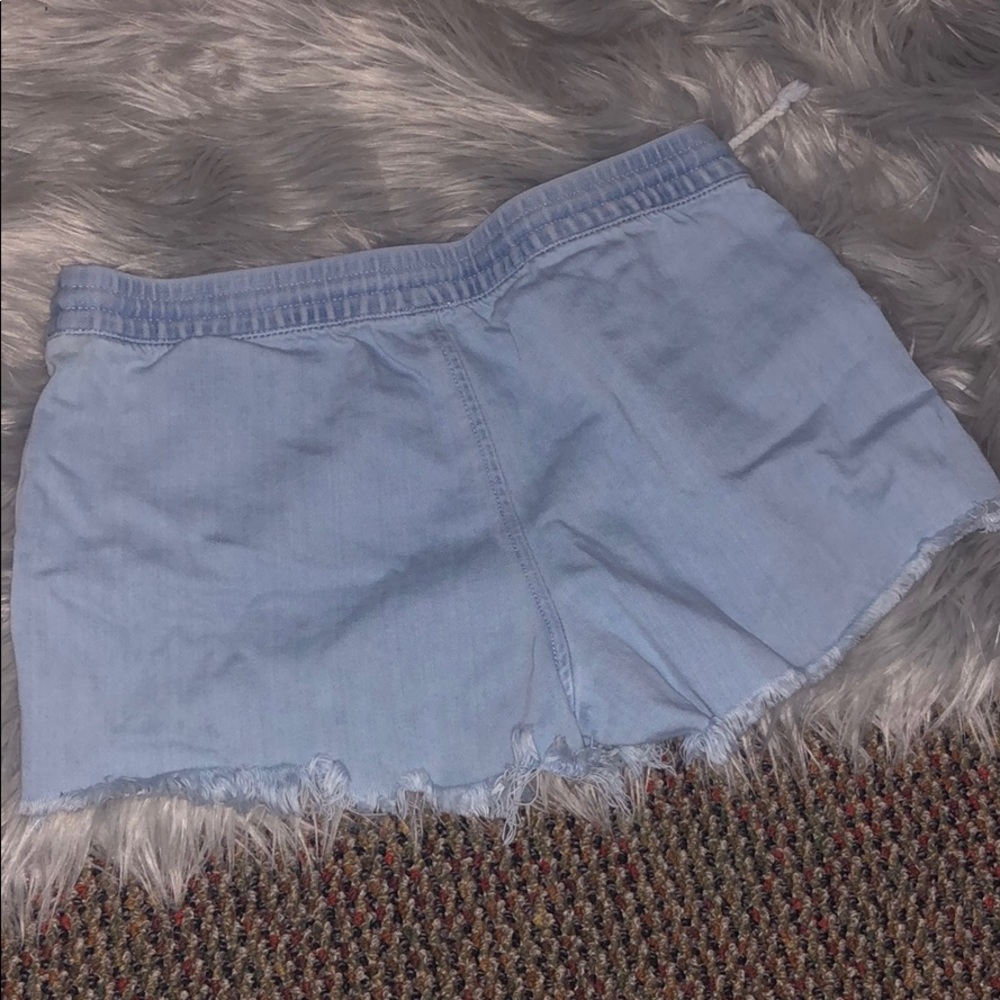 AERIE SHORTS - Picture 2 of 2